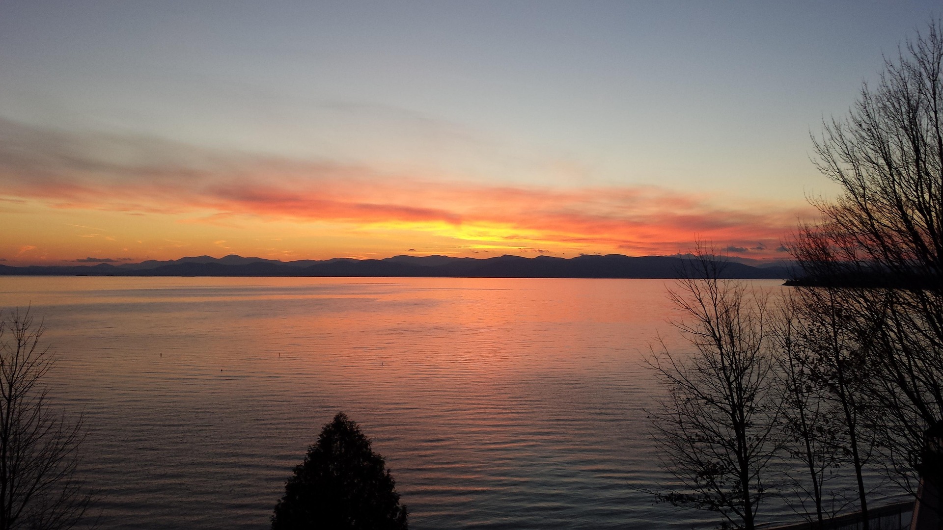 Lago Champlain.jpg