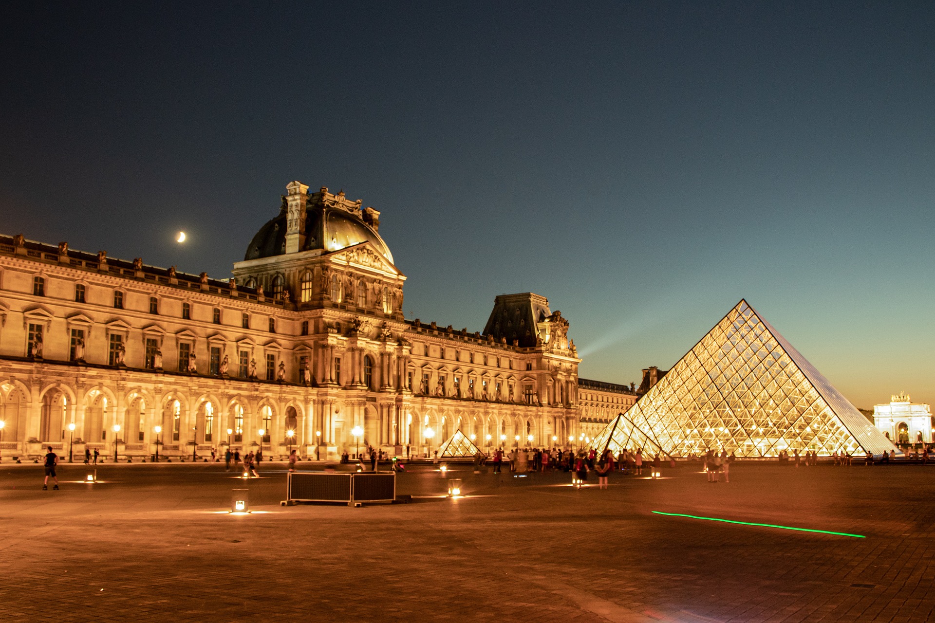 Museu do Louvre - Paris.jpg