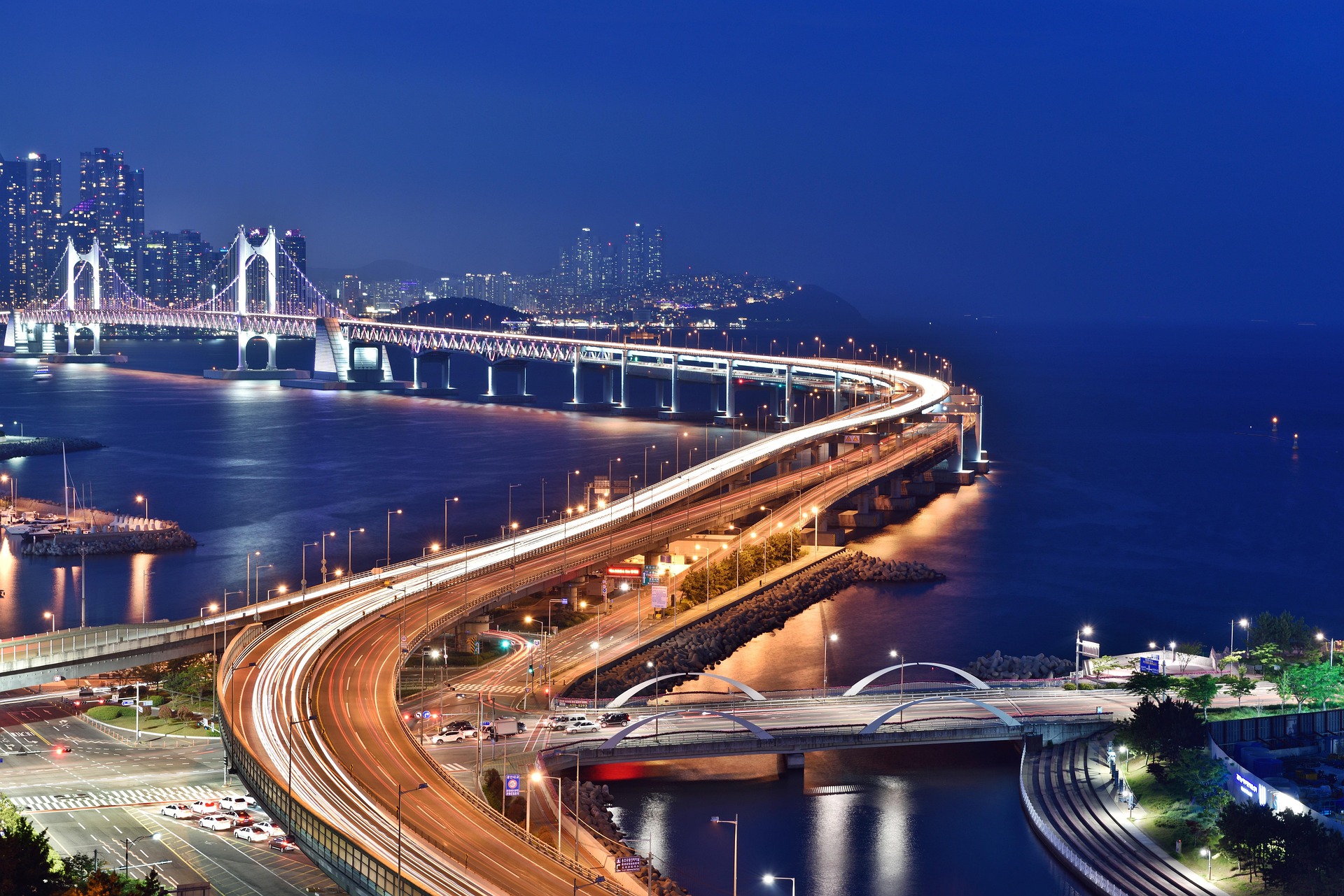 Ponte Gwangan - Busan.jpg