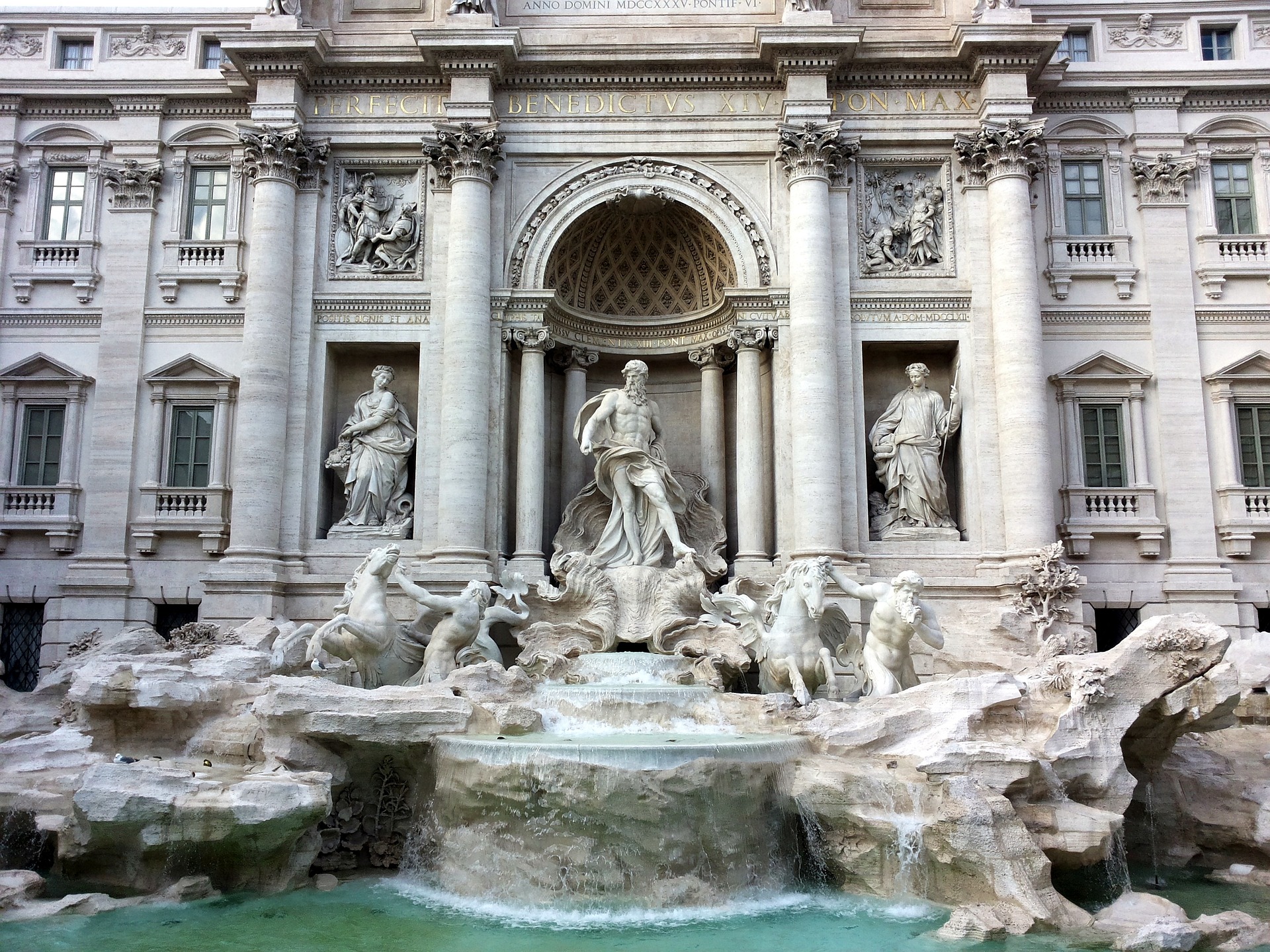 Fontana di Trevi - Roma.jpg