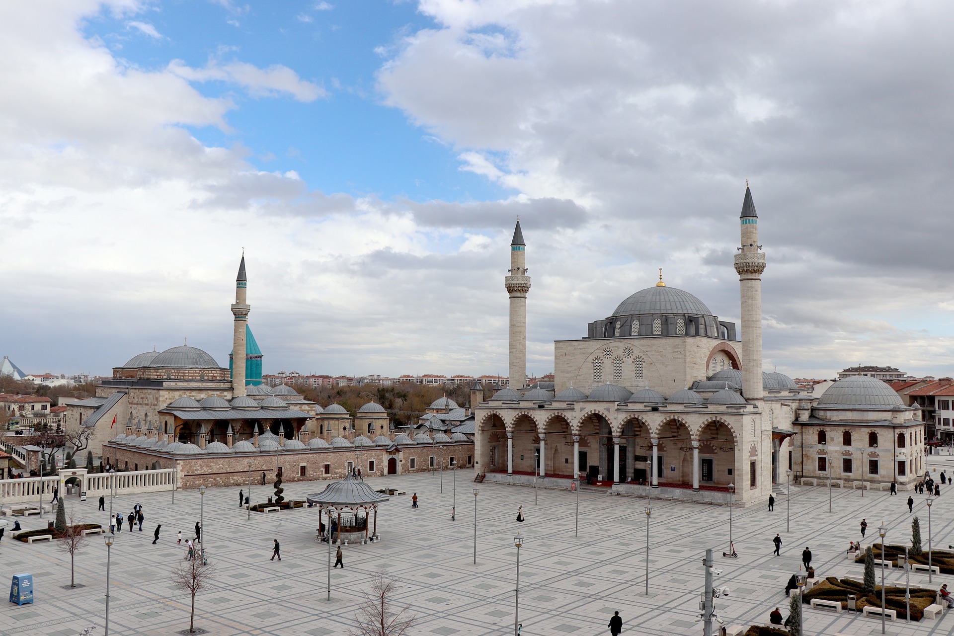 Mevlana - Konya.jpg