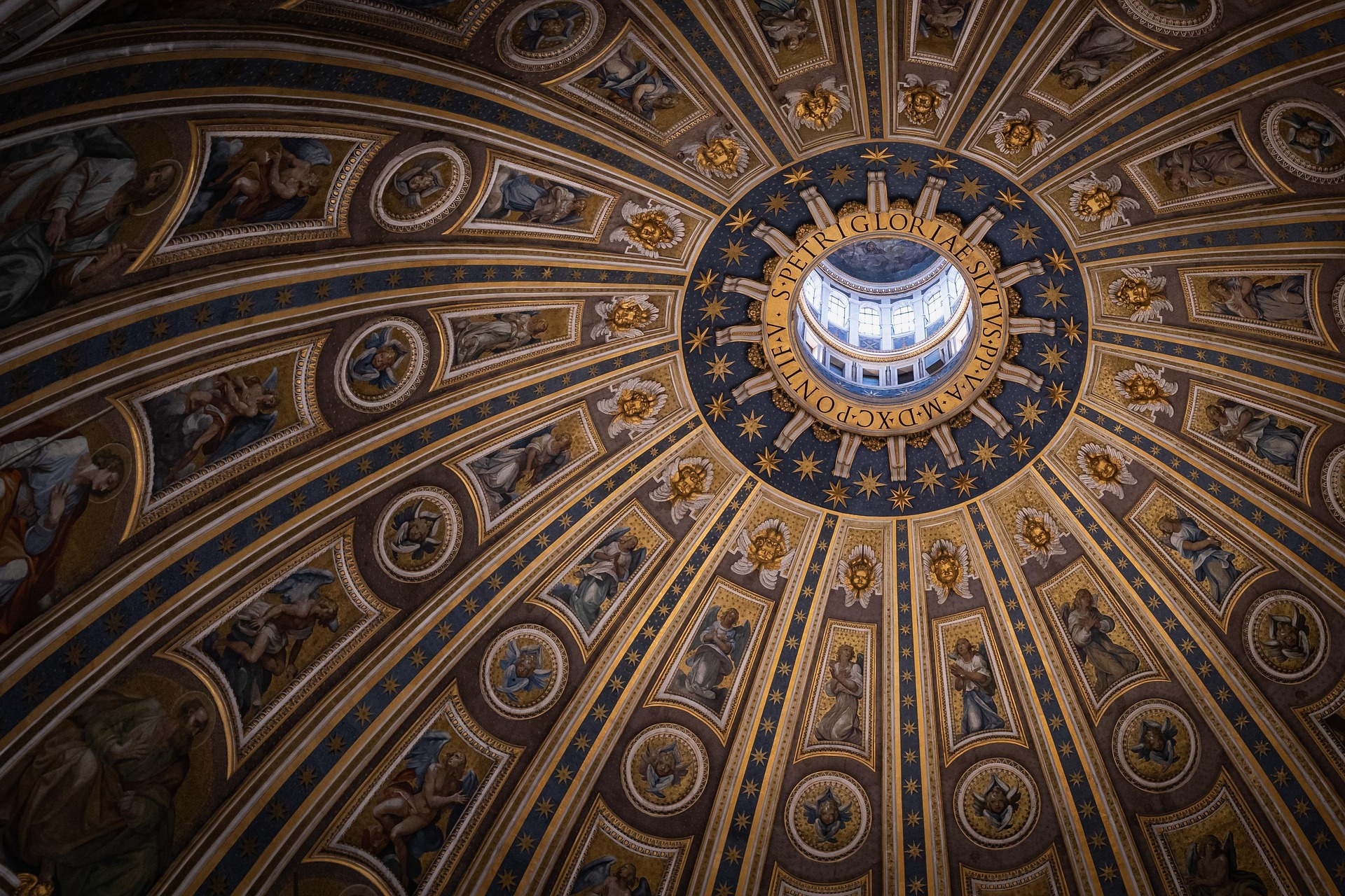 Cúpula - Vaticano.jpg